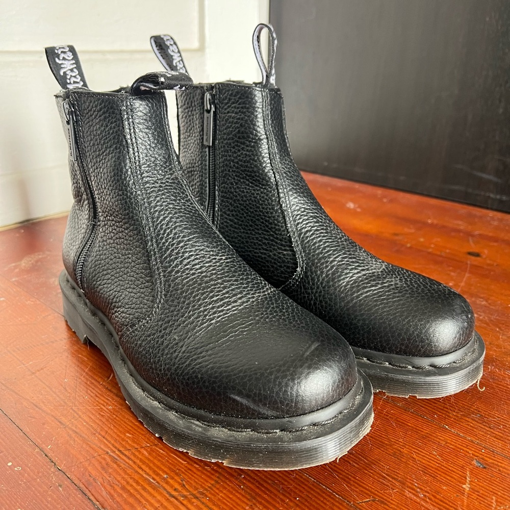 Black Chelsea Boots with Textured Leather and Chunky Sole